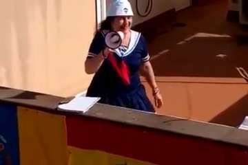 Celina anima la cuarentena desde la azotea de su casa (Foto TA)